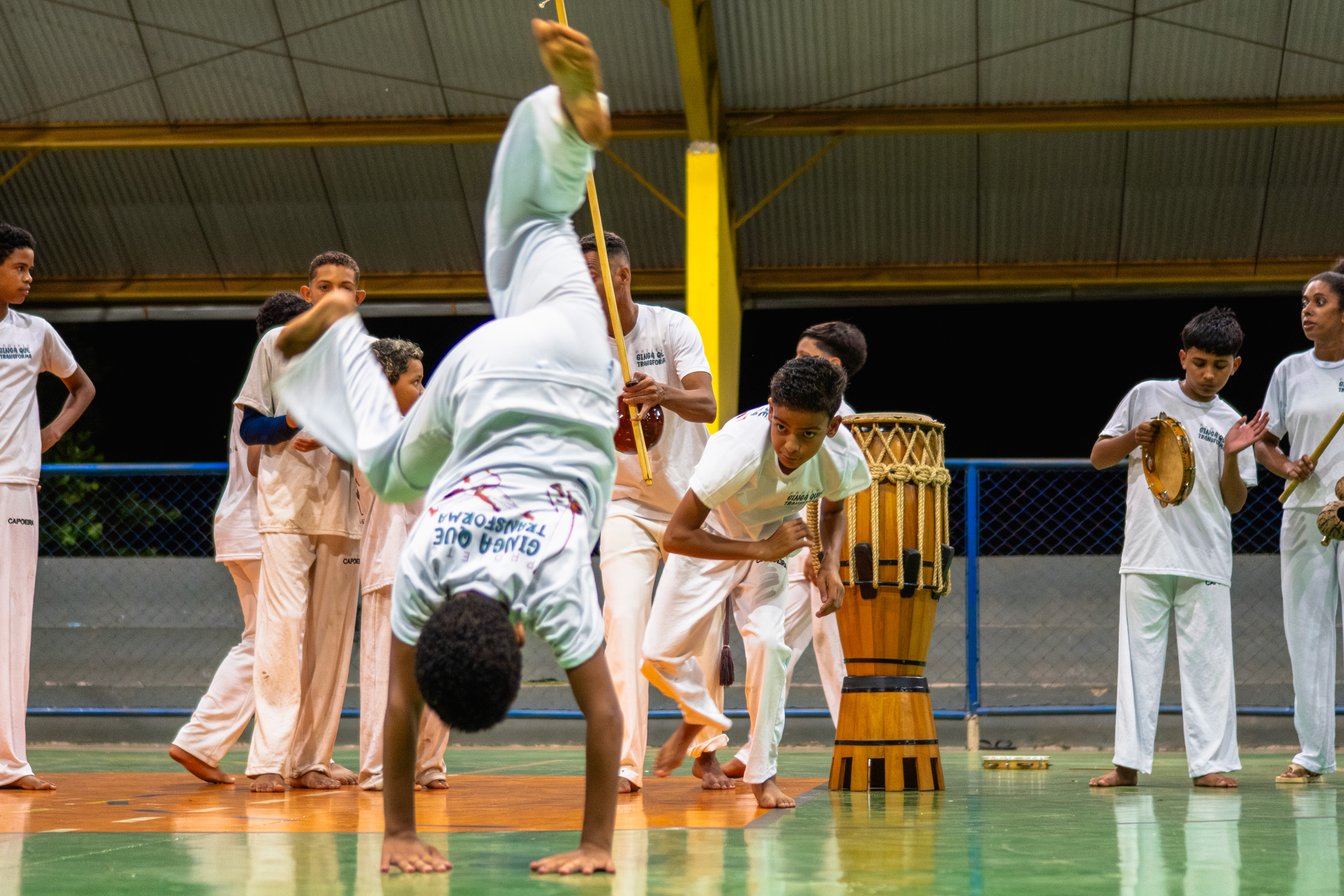 Projeto Ginga que Transforma leva capoeira a comunidades periféricas de ...