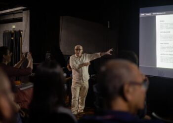 Livro registra a trajetória da MT Escola de Teatro como marco da política cultural em Mato Grosso