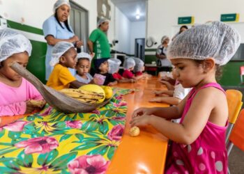 Projeto Quintal Cuiabano leva cultura e atividades para crianças em escolas de Cuiabá