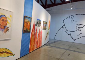 Exposição em homenagem a Osvaldina dos Santos segue em cartaz na Galeria Lava Pés