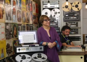 Rádio Nacional terá programação especial em homenagem ao Dia das Mães