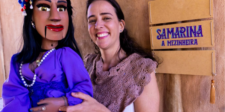 Espetáculo de ventriloquia “Samarina” estreia no DF com apresentações em escolas e espaços culturais