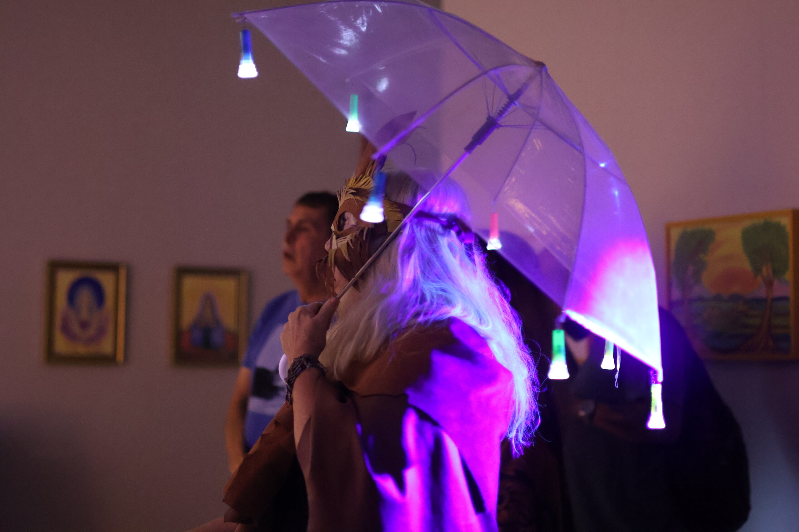 Exposição celebra os 50 anos de trajetória artística de Anna Amélia Marimon no MACP-UFMT