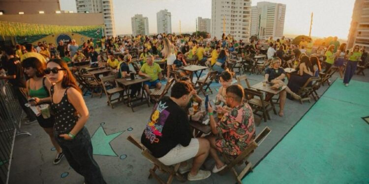 Evento reúne transmissão da partida, música e programação especial neste domingo (5)