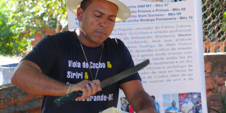 Projeto que promove artesãos mato grossenses ocorre neste sábado