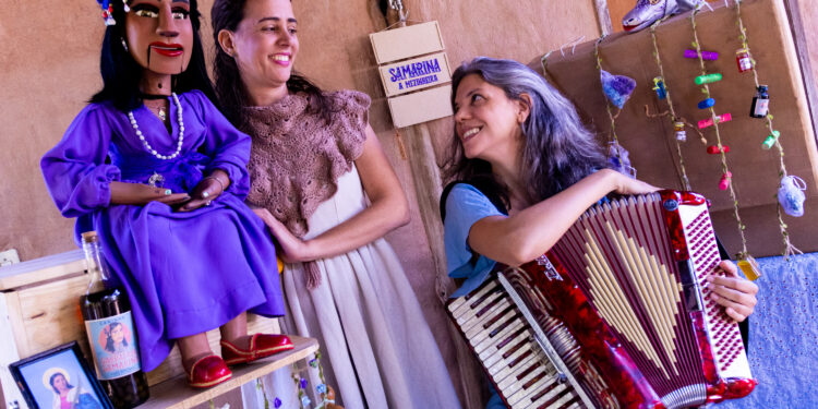 Espetáculo ‘Samarina’ estreia em Brasília com ventriloquia e protagonismo feminino