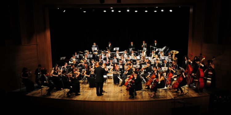 Orquestra Sinfônica de Mato Grosso faz concerto de estreia nesta sexta-feira no Cine Teatro Cuiabá