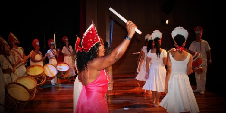 Evento celebra 25 anos com programação que une dança, educação e ancestralidade em Cuiabá