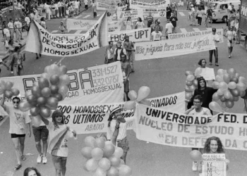 Exposição em SP reúne fotos de movimentos feministas do Brasil