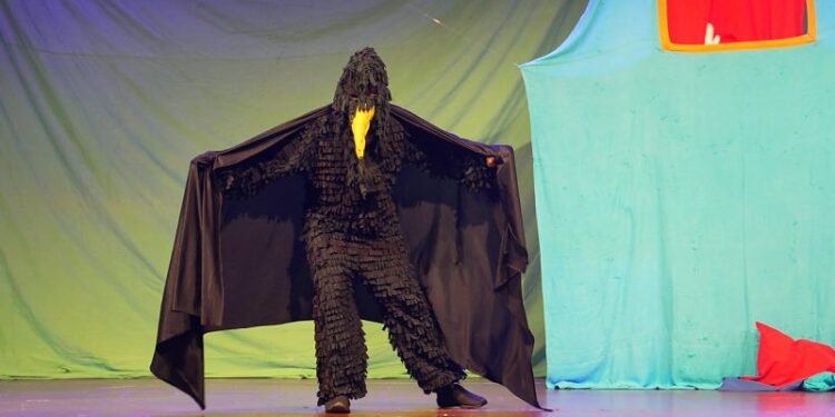 Grupo Transart apresenta projeto “Escola Vai ao Teatro” em Cuiabá