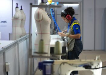 Aluna do Senai Mato Grosso conquista prata em competição mundial de educação profissional