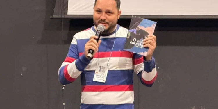 Diretor mato-grossense representa o Brasil em debate sobre teatro latino-americano
