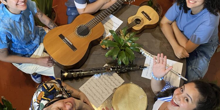 Sesc Arsenal tem programação gratuita com oficina de música e vivência de choro neste sábado