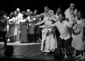 Orquestra Brasileira de Cantores Cegos estreia repertório dedicado à diversidade musical do país