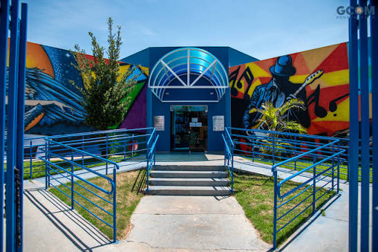 Escola Municipal de Artes realiza mostra cultural com música, dança e coral em Rondonópolis