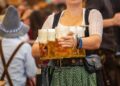 Oktoberfest reúne rock, cervejas artesanais e shows gratuitos em Cuiabá