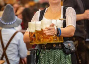 Oktoberfest reúne rock, cervejas artesanais e shows gratuitos em Cuiabá